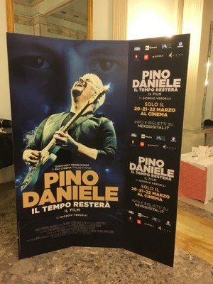 Cadeau a Pino Daniele al teatro San Carlo di Napoli
