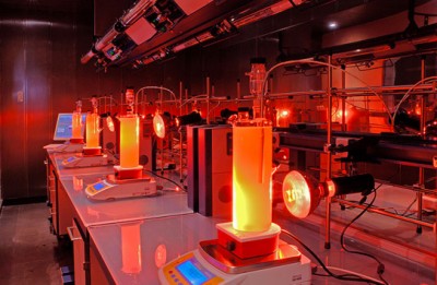una sala del laboratorio “Enosis” una sala del laboratorio “Enosis”