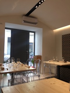 la sala del Mena Resta.urant la sala del Mena Resta.urant
