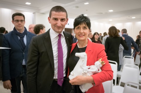 Giuseppe Cupertino, Presidente della Fondazione Italiana Sommelier Puglia, insieme a Lucia Gaja Giuseppe Cupertino, Presidente della Fondazione Italiana Sommelier Puglia, insieme a Lucia Gaja