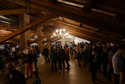 La degustazione durabte la 1° Edizione di “F.I.V.I. Triveneto: Espressioni Di Territorio” La degustazione durabte la 1° Edizione di “F.I.V.I. Triveneto: Espressioni Di Territorio”