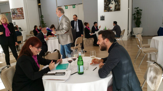 Esami di fine Corso Professionale per Sommelier Esami di fine Corso Professionale per Sommelier