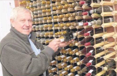 Welcome Mister Sparkling Wine / il proprietario Andrew Weeber Welcome Mister Sparkling Wine / il proprietario Andrew Weeber