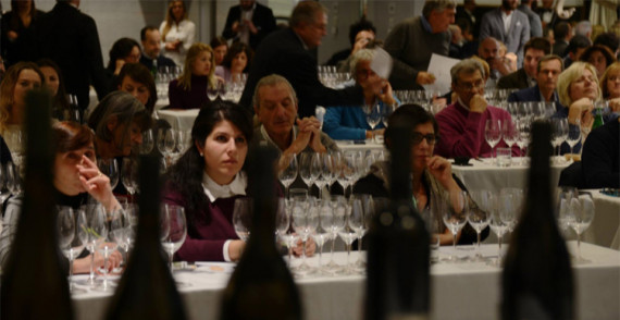 Alto Adige nel calice Alto Adige nel calice