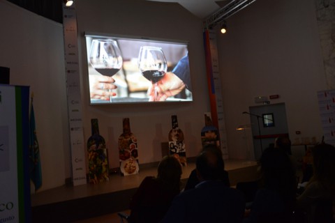 Vino, Arte e Cultura Italiana. Vino, Arte e Cultura Italiana.