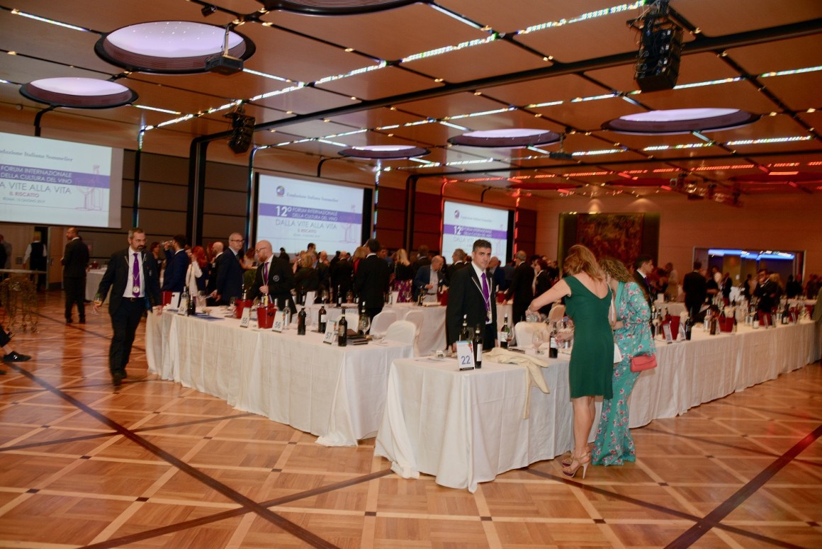 12° Forum della Cultura del Vino del 15 Giugno 2019 12° Forum della Cultura del Vino del 15 Giugno 2019