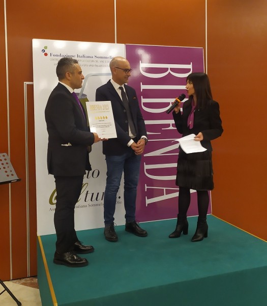 La Festa delle 5 Gocce di Bibenda 2023 in Calabria La Festa delle 5 Gocce di Bibenda 2023 in Calabria