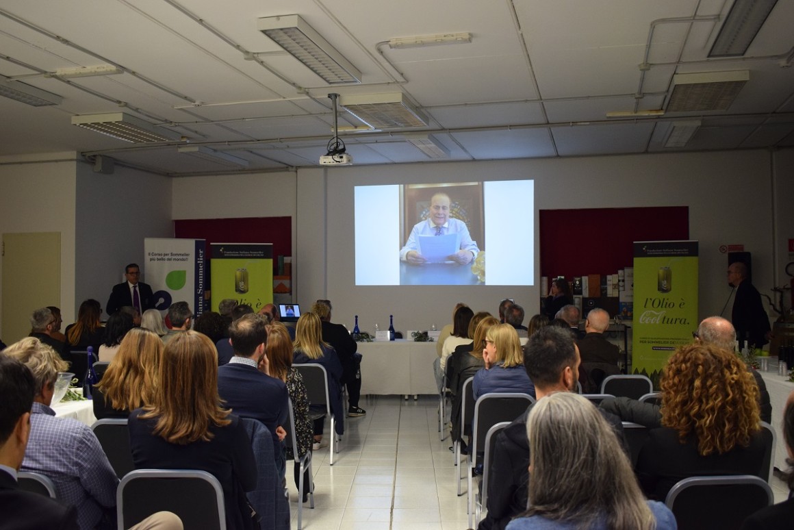 La Festa delle 5 Gocce di Bibenda 2023 in Sardegna La Festa delle 5 Gocce di Bibenda 2023 in Sardegna