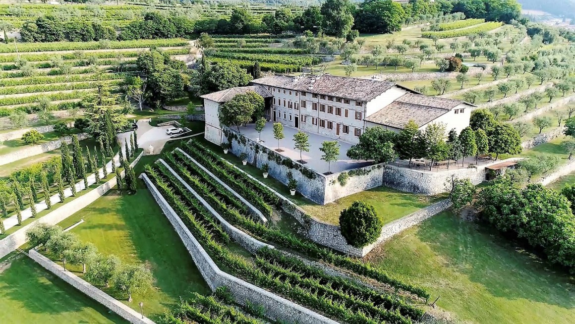 Dalla Valpolicella Tenute Ugolini in Fondazione Italiana Sommelier Dalla Valpolicella Tenute Ugolini in Fondazione Italiana Sommelier