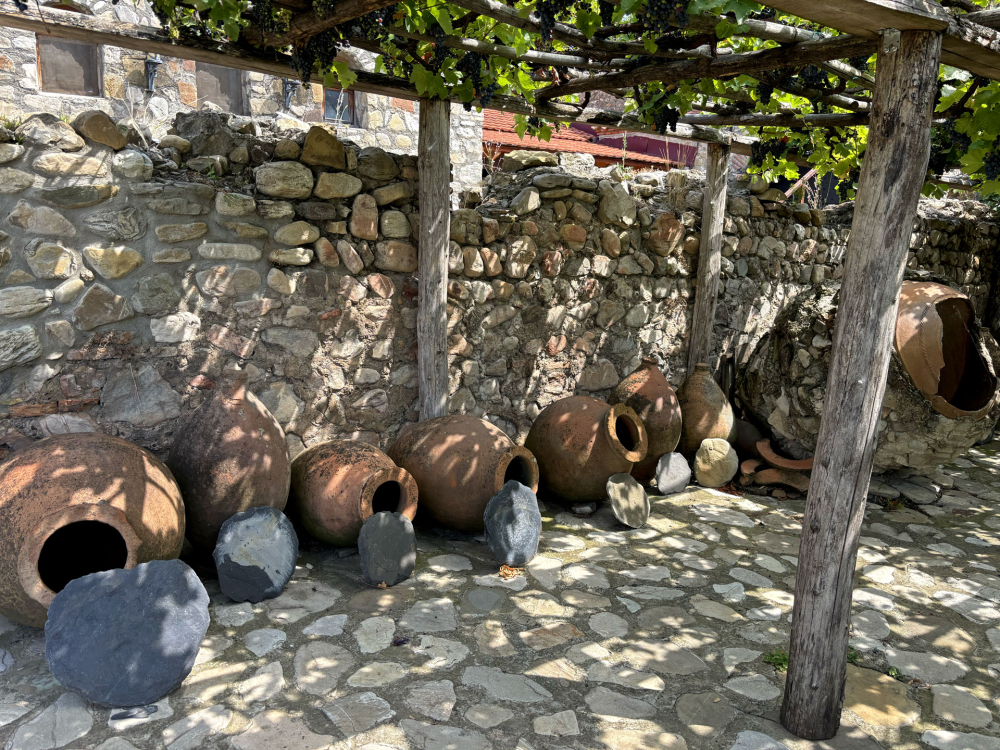 Monastero di Alaverdi, antiche anfore per la vinificazione