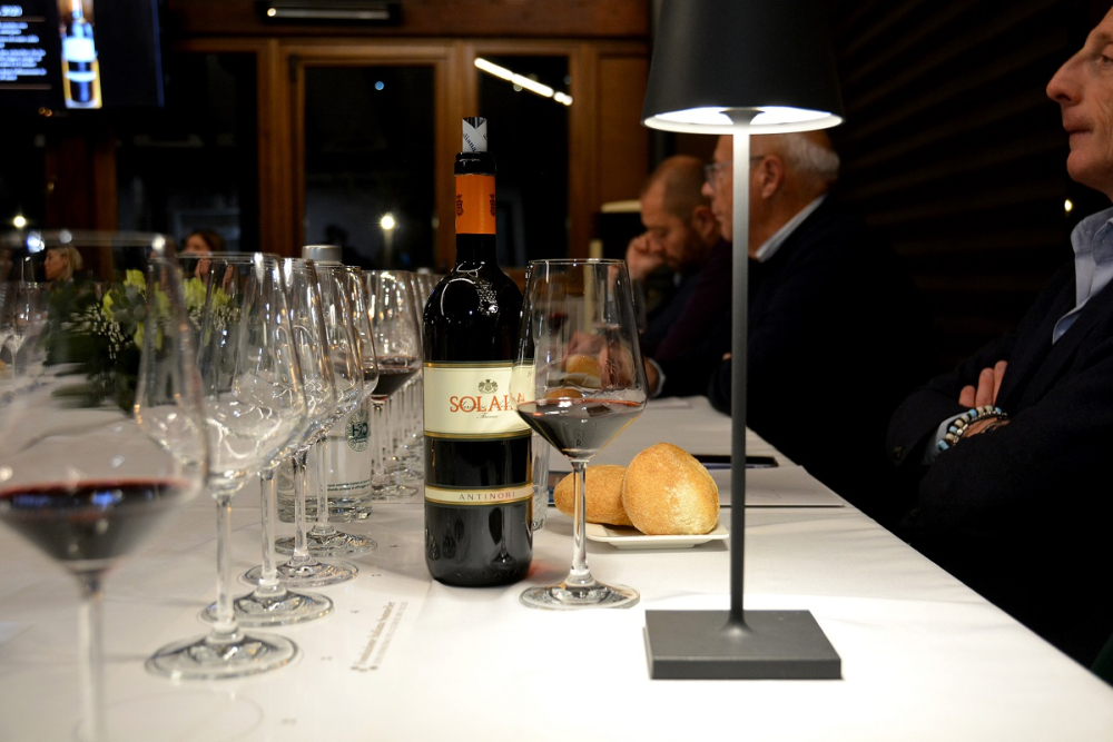 Verticale di Solaia in degustazione nella sede FIS Basilicata Verticale di Solaia in degustazione nella sede FIS Basilicata