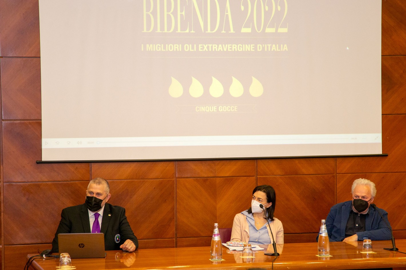 La degustazione delle 5 Gocce di Bibenda 2022