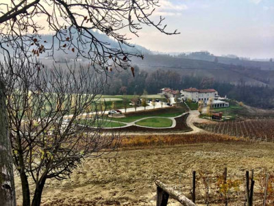 Una passeggiata a Monforte tra gufi, furetti, natura e tranquillità / Resort di Réva