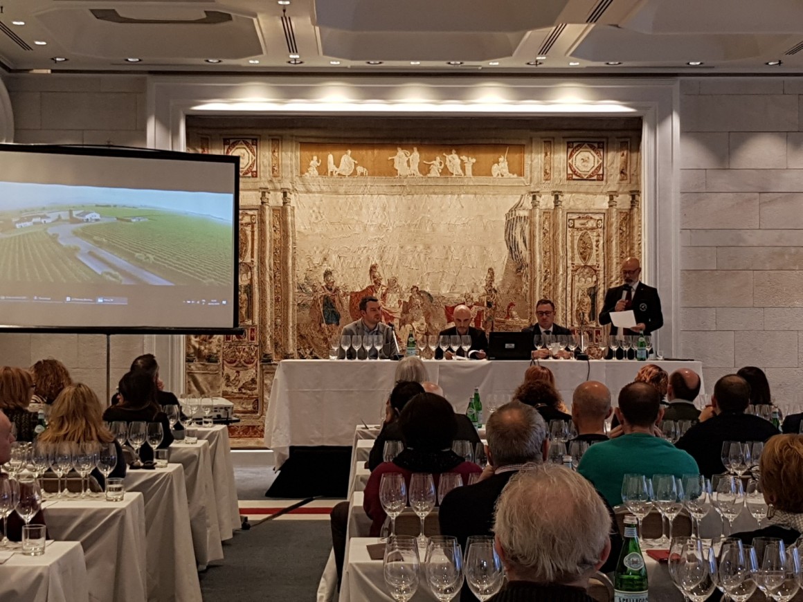 La Roncaia in degustazione con Fondazione Italiana Sommelier