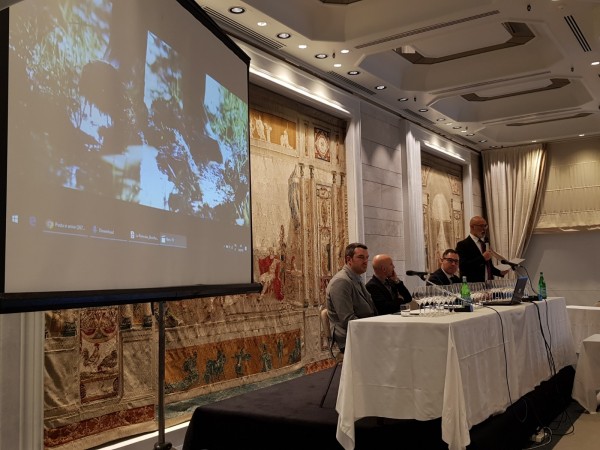 La Roncaia in degustazione con Fondazione Italiana Sommelier La Roncaia in degustazione con Fondazione Italiana Sommelier