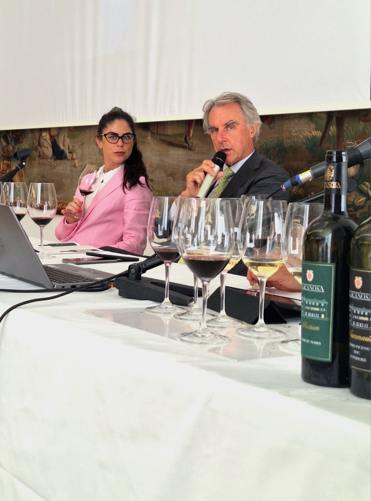 Dalle Marche La Canosa Dalle Marche La Canosa