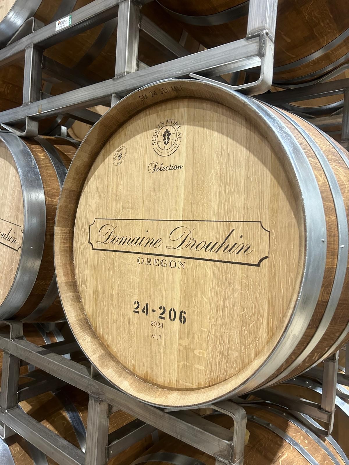 Stars & Stripes Glasses - La cantina dell'azienda Domaine Drouhin Stars & Stripes Glasses - La cantina dell'azienda Domaine Drouhin