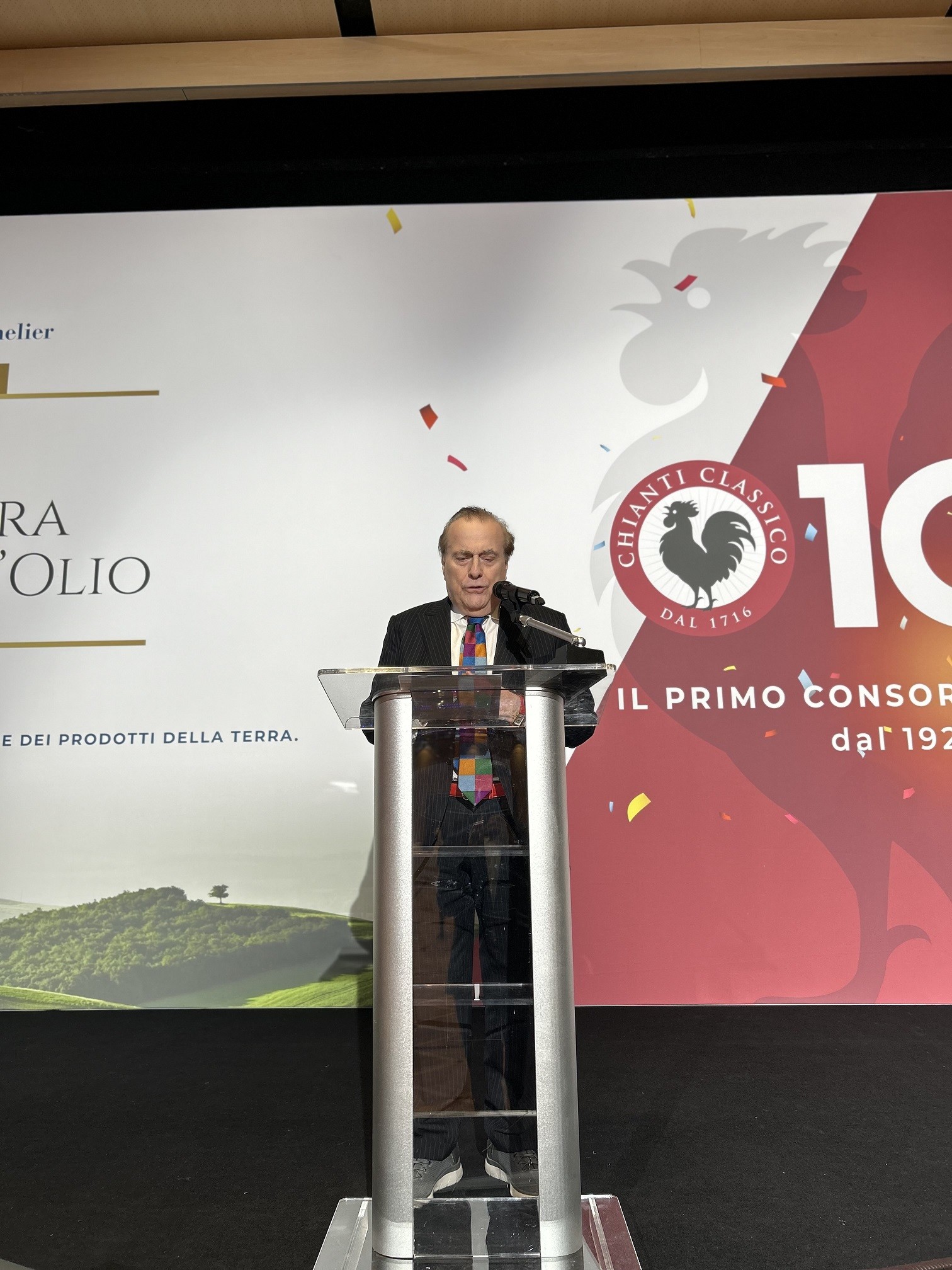 L'intervento di Franco M. Ricci Presidente Fondazione Italiana Sommelier L'intervento di Franco M. Ricci Presidente Fondazione Italiana Sommelier