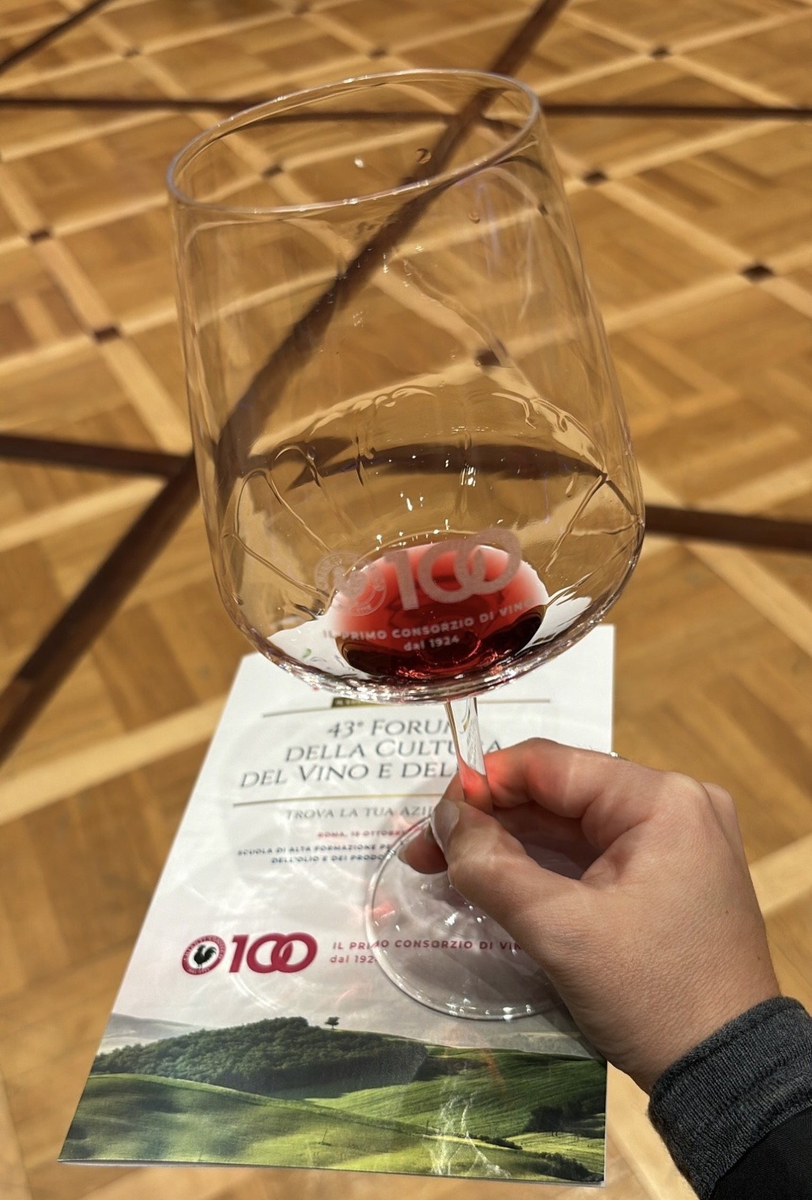 La degustazione del 43° Forum della Cultura del Vino, dell’Olio e dei Prodotti della Terra La degustazione del 43° Forum della Cultura del Vino, dell’Olio e dei Prodotti della Terra