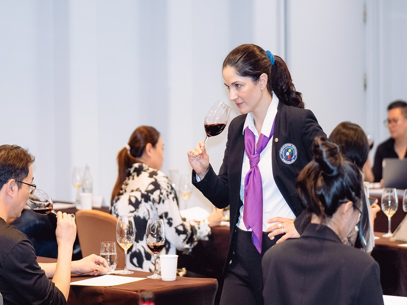 Sara Tosti Docente Internazionale FIS