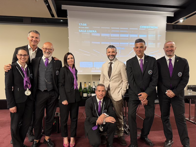 Giovanni Lai e il gruppo di Sommelier