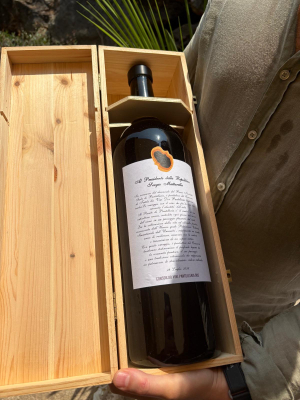 La Magnum di Passito omaggiata al Presidente della Repubblica La Magnum di Passito omaggiata al Presidente della Repubblica