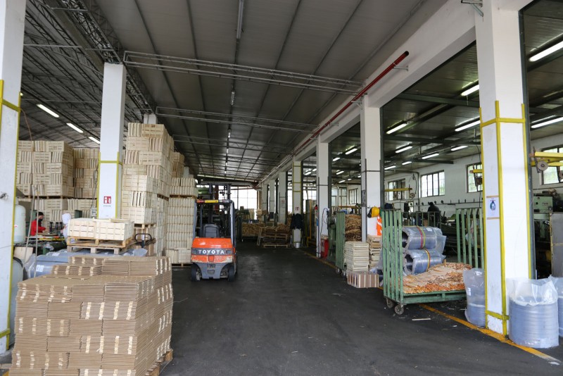CONFEZIONI/ IMBALLAGGI IN LEGNO  - VALDA SRL